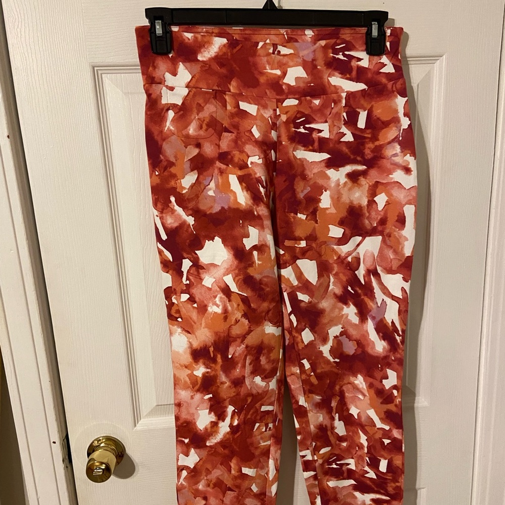 Women's Red Abstract Print Leggings